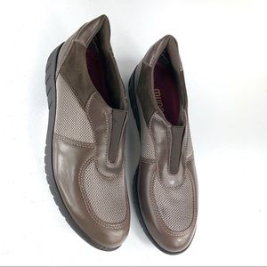 Munro Sports Brown Leather Shoes Size 7 SS